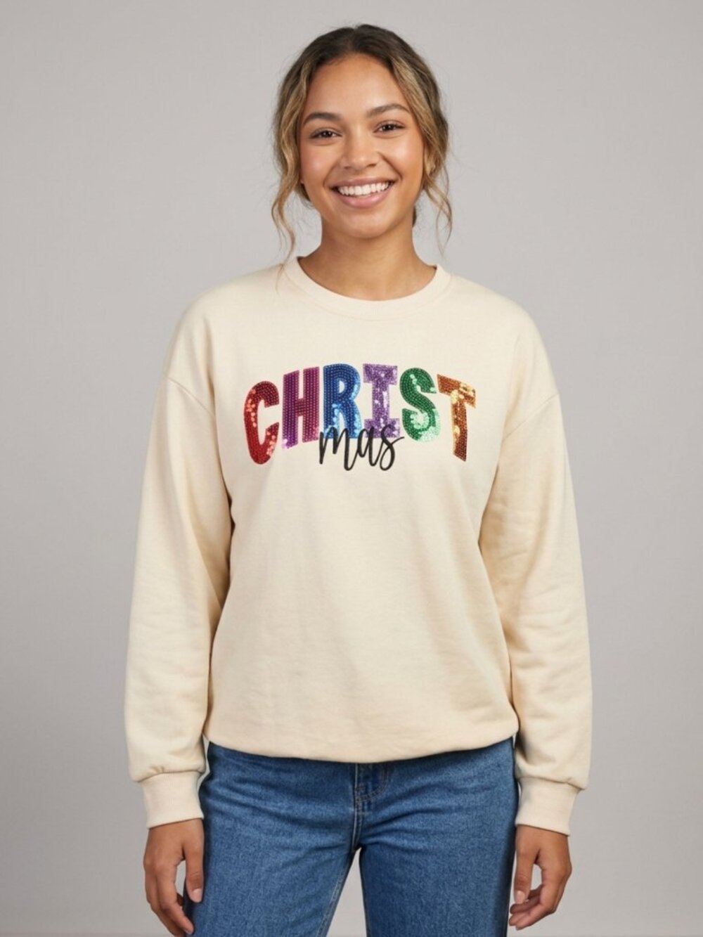NWOT Oversized Christmas Sequin Graphic Sweatshirt Cream Small
